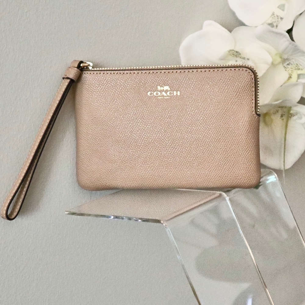 Coach Wristlet (Taupe) *NWT*